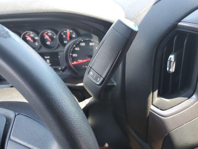 2020 Chevrolet Silverado 1500 4WD Crew Cab Short Bed Custom