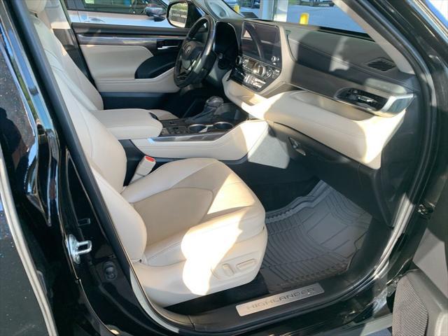 2023 Toyota Highlander Hybrid Limited