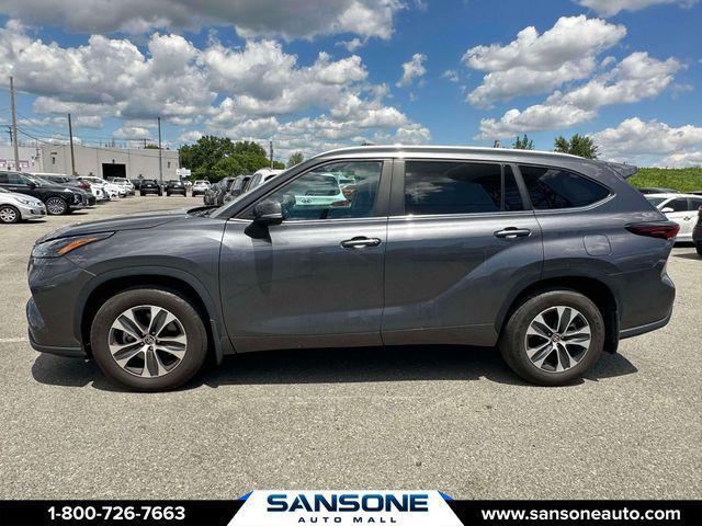 2024 Toyota Highlander XLE