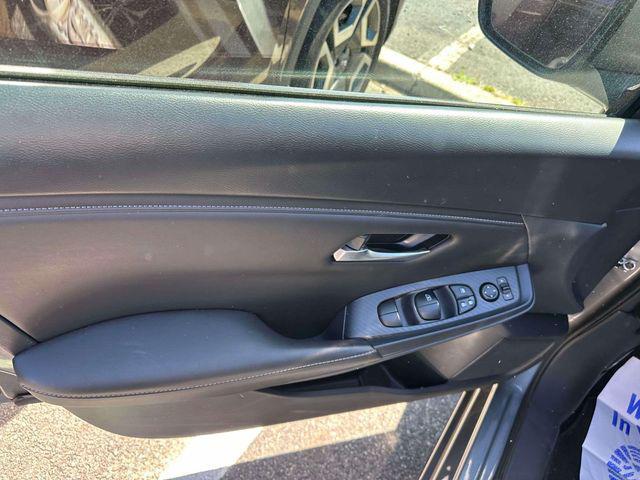 2023 Nissan Sentra SV Xtronic CVT
