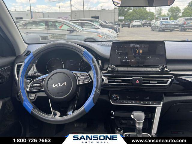 2022 Kia Seltos EX