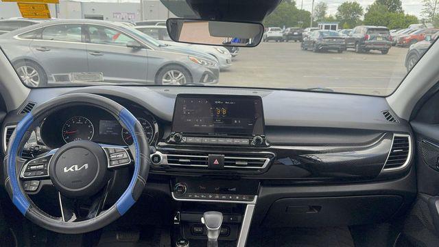 2022 Kia Seltos EX