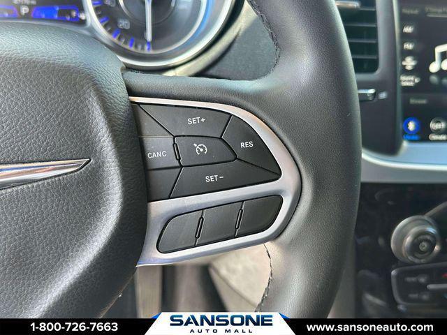 2022 Chrysler 300 Touring L AWD