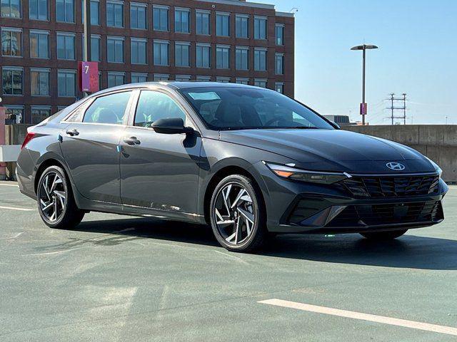 2025 Hyundai Elantra Hybrid Limited