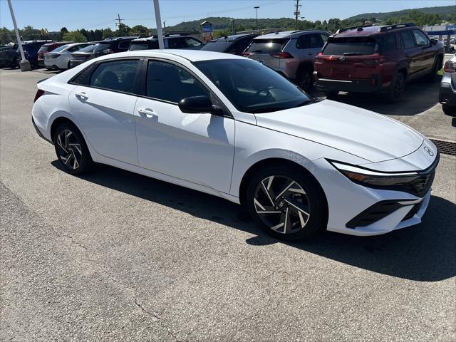 2025 Hyundai Elantra Hybrid SEL Sport