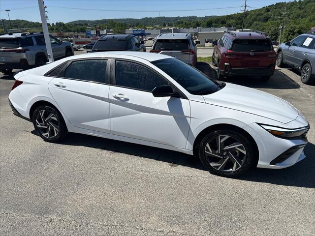 2025 Hyundai Elantra Hybrid SEL Sport