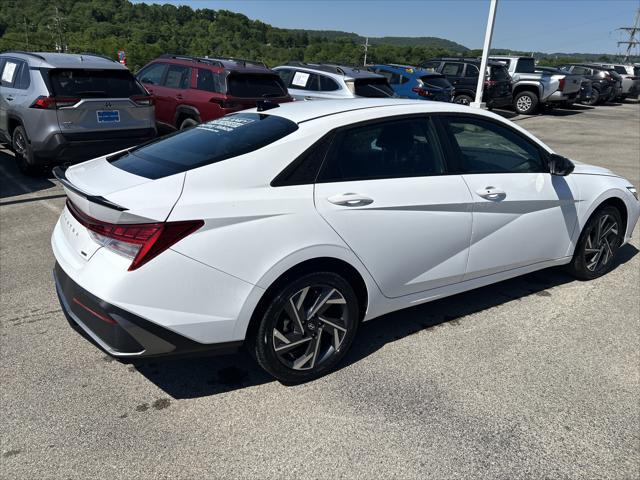 2025 Hyundai Elantra Hybrid SEL Sport
