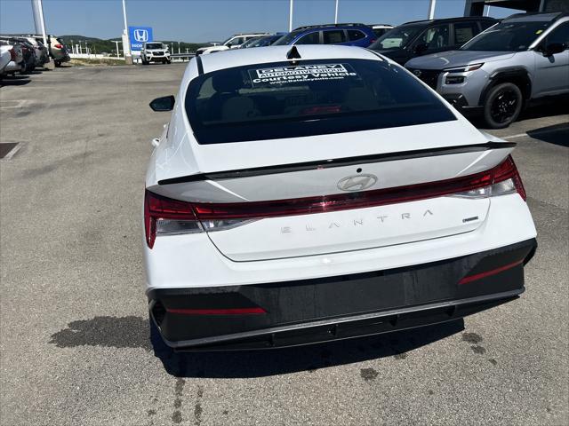 2025 Hyundai Elantra Hybrid SEL Sport