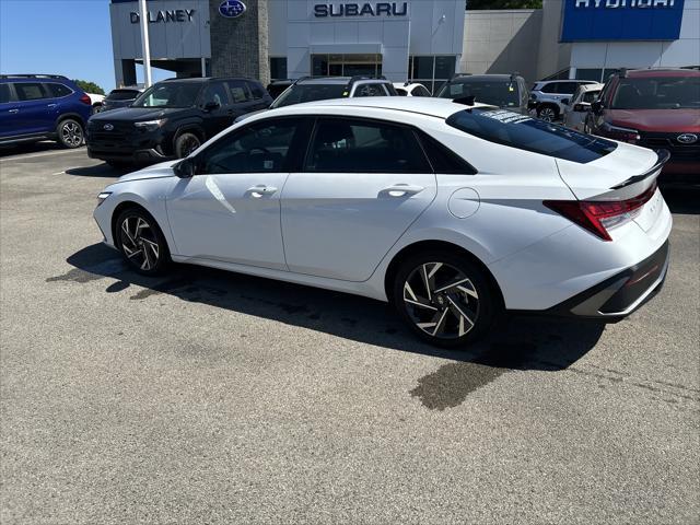 2025 Hyundai Elantra Hybrid SEL Sport