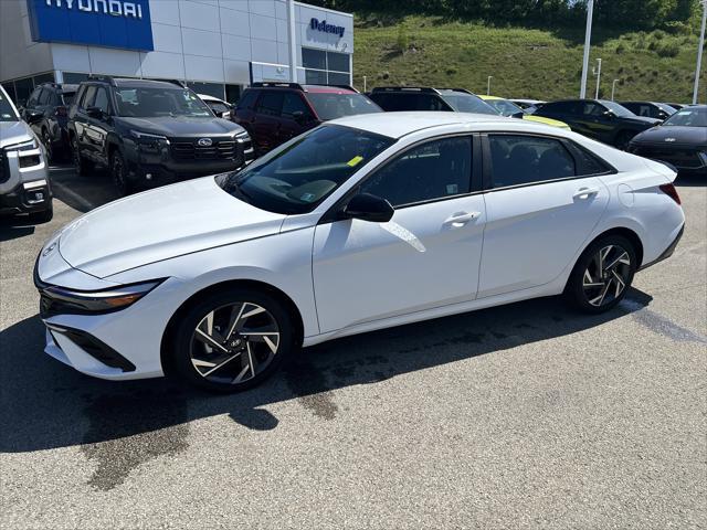 2025 Hyundai Elantra Hybrid SEL Sport