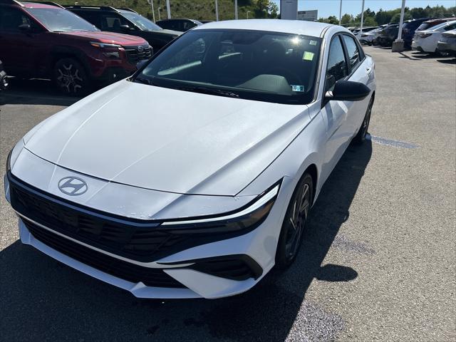 2025 Hyundai Elantra Hybrid SEL Sport