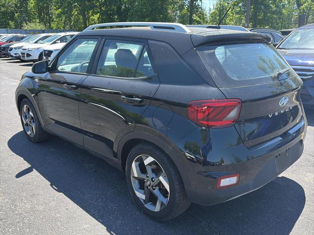 2023 Hyundai Venue SEL