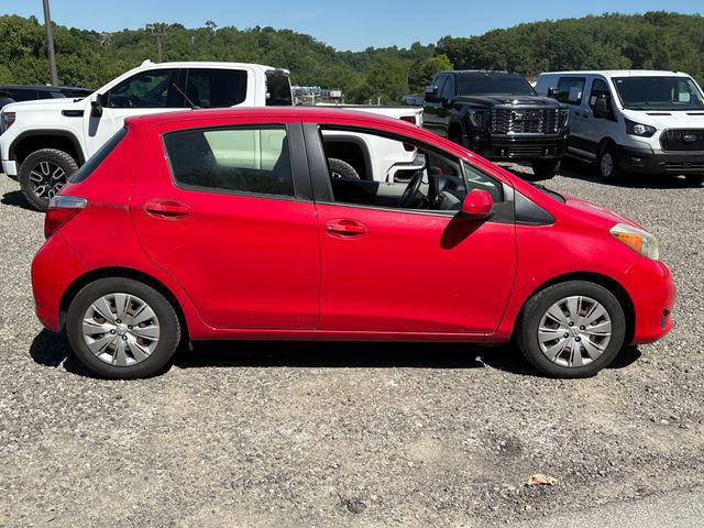 2012 Toyota Yaris LE