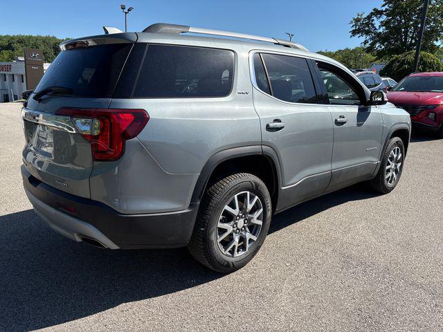 2023 GMC Acadia AWD SLT