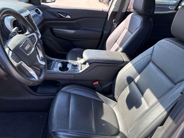 2023 GMC Acadia AWD SLT