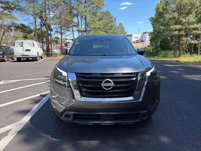2025 Nissan Pathfinder SV FWD