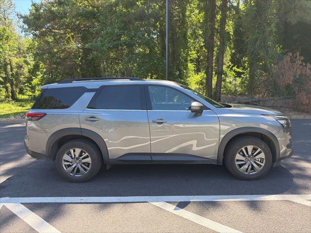 2025 Nissan Pathfinder SV FWD