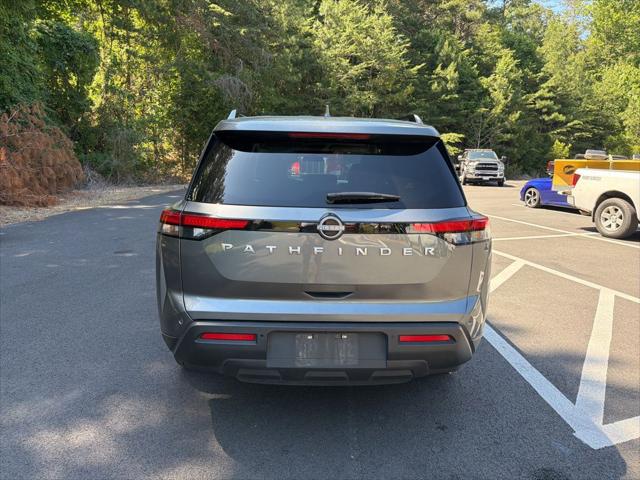 2025 Nissan Pathfinder SV FWD