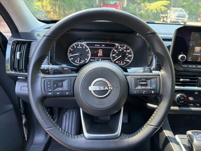 2025 Nissan Pathfinder SV FWD