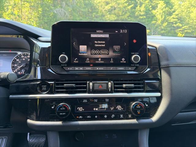 2025 Nissan Pathfinder SV FWD