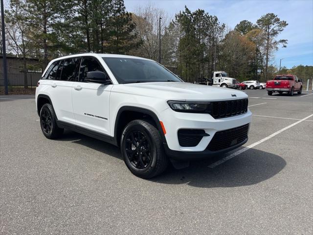 2025 Jeep Grand Cherokee Altitude 4x4