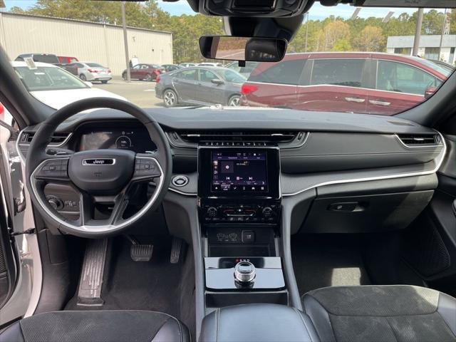 2025 Jeep Grand Cherokee Altitude 4x4