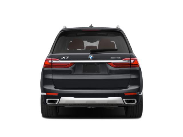 2022 BMW X7 M50i
