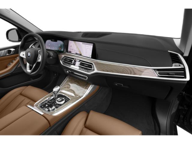 2022 BMW X7 M50i
