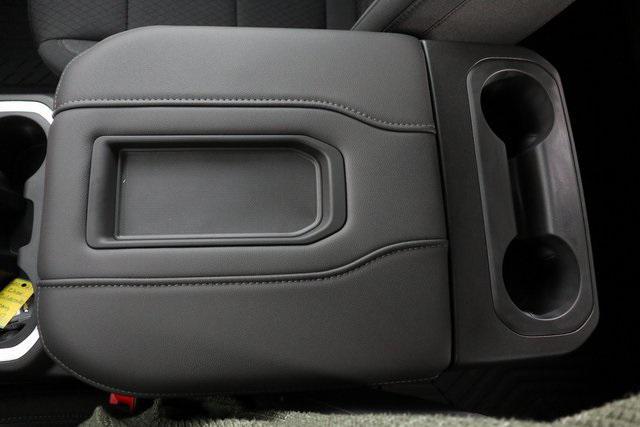 2021 Chevrolet Silverado 1500 4WD Crew Cab Short Bed RST