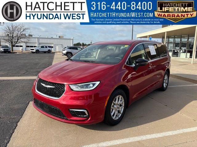 2024 Chrysler Pacifica Touring L for sale in WICHITA, KS