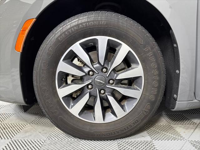 2021 Chrysler Pacifica Touring L