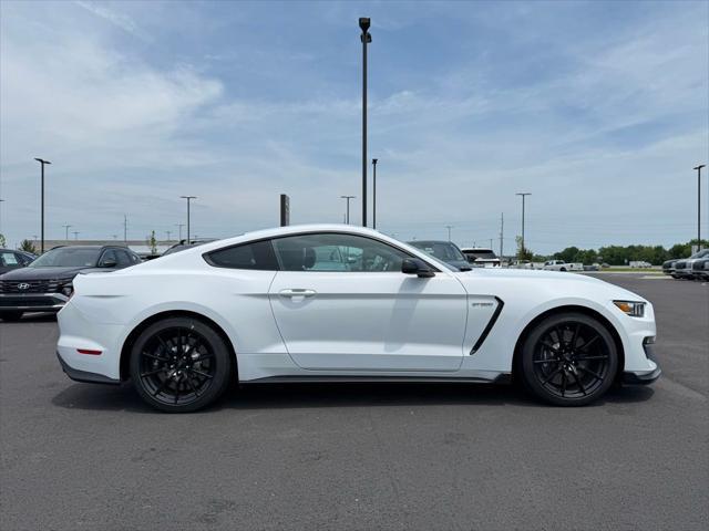 2016 Ford GT Shelby GT350
