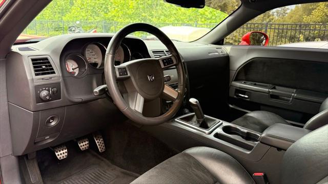 2010 Dodge Challenger SRT8