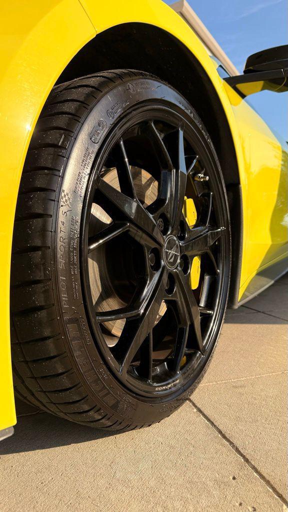 2021 Chevrolet Corvette Stingray RWD Convertible 3LT