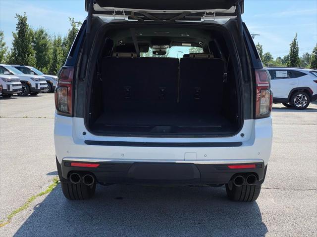 2024 Chevrolet Suburban 4WD Premier