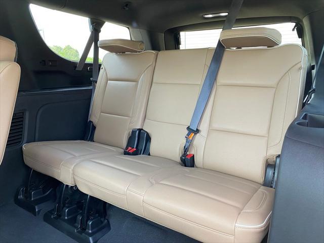 2024 Chevrolet Suburban 4WD Premier