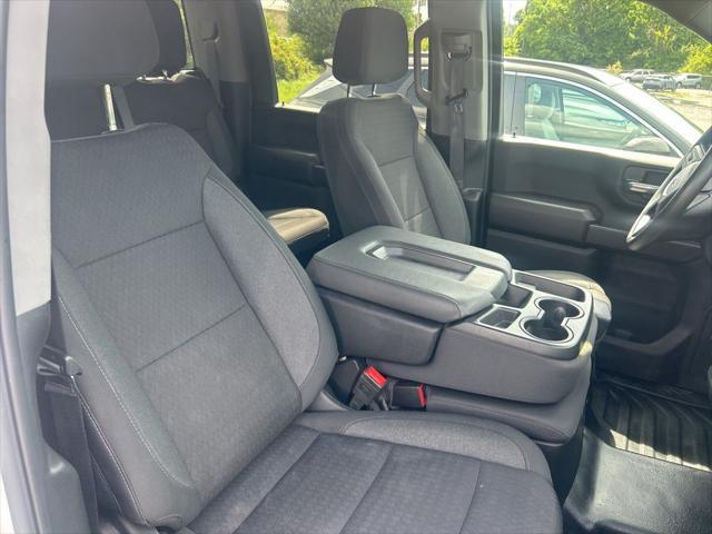 2025 GMC Sierra 3500HD 4WD Crew Cab Long Bed Pro