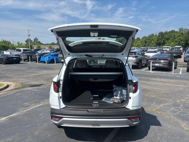 2026 Hyundai Tucson Hybrid Blue SE