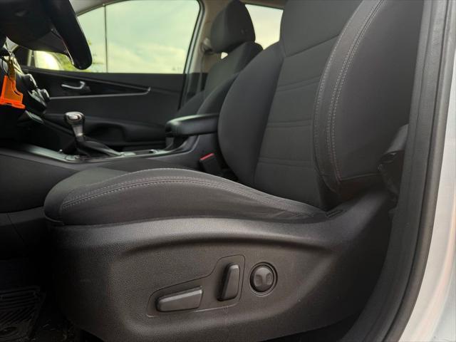 2019 Kia Sorento 3.3L LX