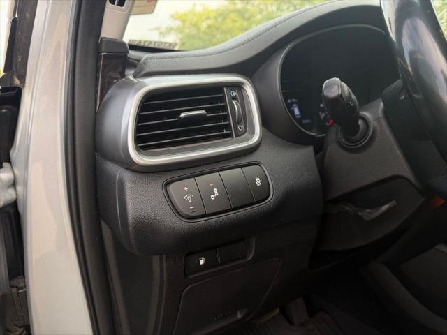 2019 Kia Sorento 3.3L LX