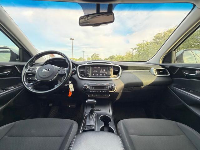2019 Kia Sorento 3.3L LX