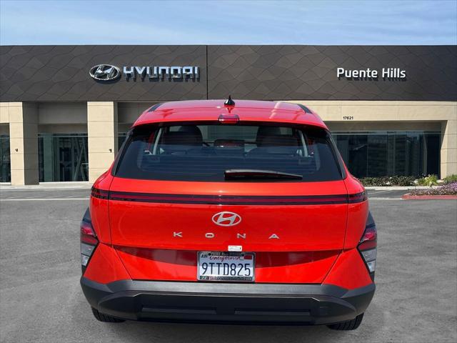 2025 Hyundai Kona SE