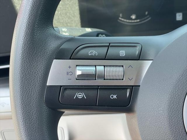 2025 Hyundai Kona SE