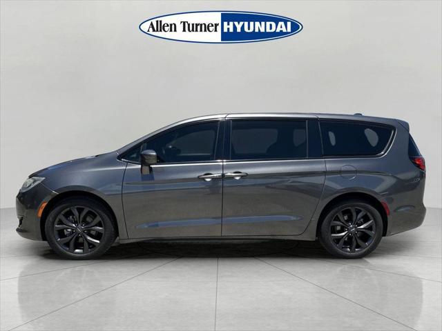 2019 Chrysler Pacifica Touring Plus