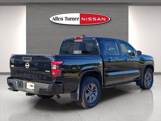 2025 Nissan Frontier Crew Cab SV 4x4