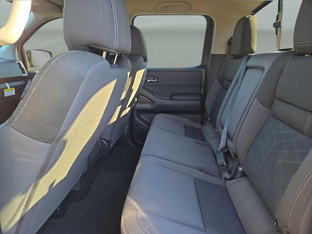 2025 Nissan Frontier Crew Cab SV 4x4