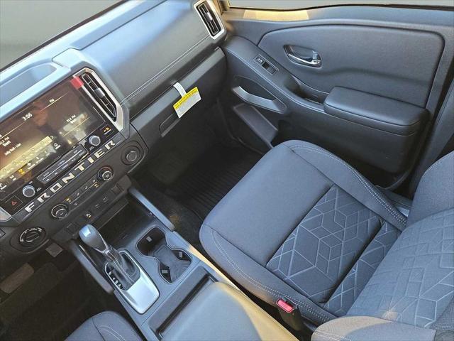 2025 Nissan Frontier Crew Cab SV 4x4