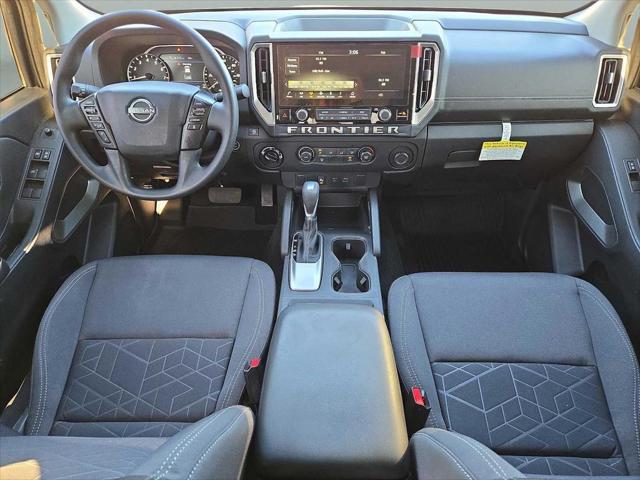 2025 Nissan Frontier Crew Cab SV 4x4