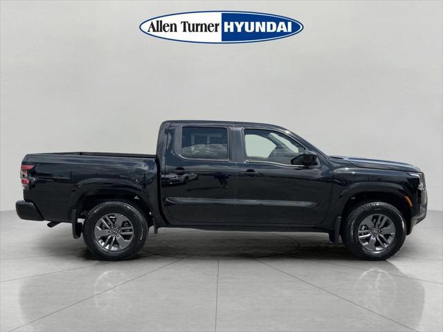 2025 Nissan Frontier Crew Cab SV 4x4