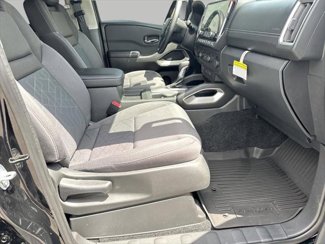 2025 Nissan Frontier Crew Cab SV 4x4